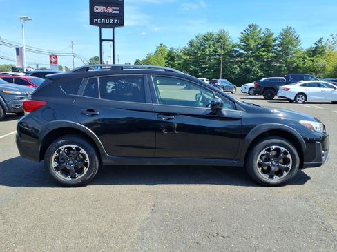 Used 2021 Subaru Crosstrek 2.0i AWD/4WD image 2