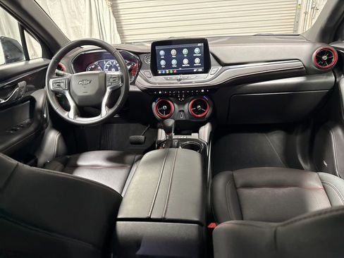 Used 2025 Chevrolet Blazer RS image 16