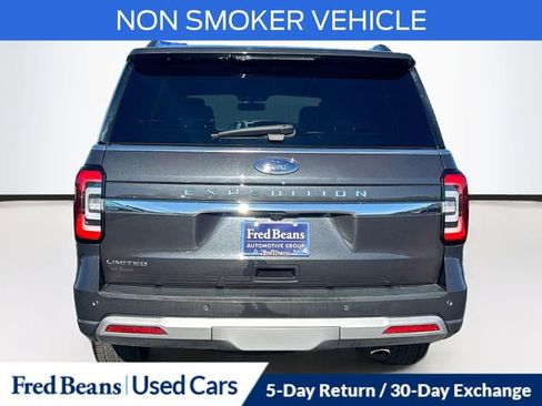 Used 2022 Ford Expedition Limited image 6