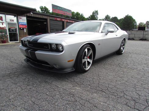 Used 2012 Dodge Challenger SRT8 w/ Premium Sound Group RWD image 8