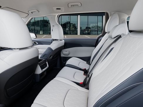 New 2026 Kia Carnival EX image 20