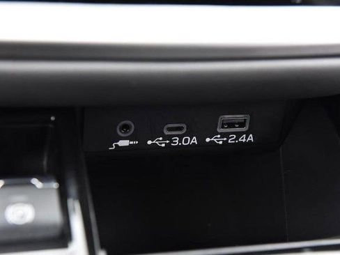 Used 2025 Subaru Outback Onyx Edition image 17