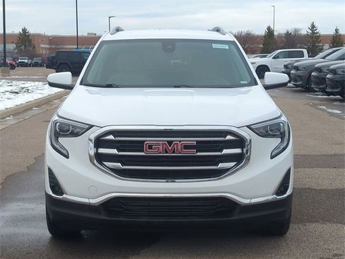 Used 2021 GMC Terrain SLT image 8