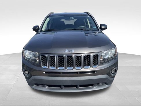 Used 2015 Jeep Compass Sport w/ Power Value Group FWD image 2