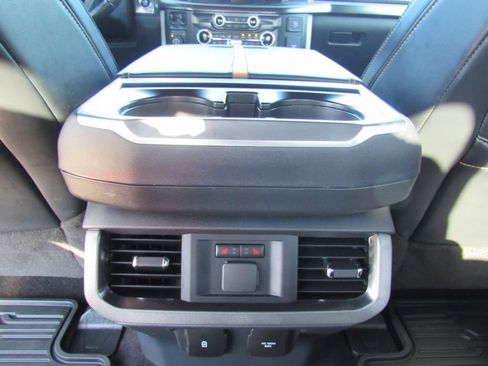 Certified 2022 Ford F150 Platinum w/ Equipment Group 701A High AWD/4WD image 18