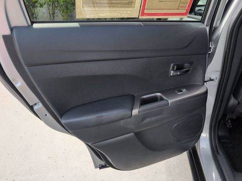 Used 2025 Mitsubishi Outlander Sport SE AWD/4WD image 26