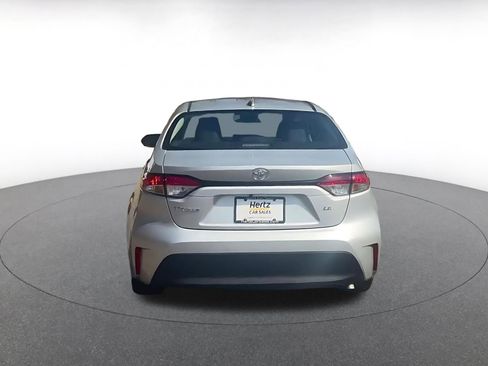 Used 2025 Toyota Corolla LE image 12