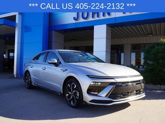 Used 2024 Hyundai Sonata SEL video 2