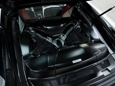 Used 2017 Acura NSX image 45