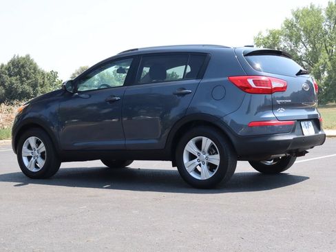 Used 2011 Kia Sportage LX w/ Convenience Pkg FWD image 7