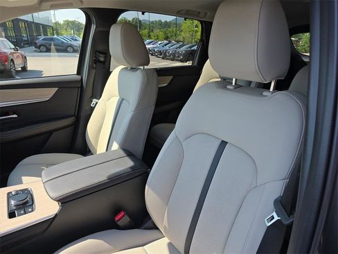 New 2025 MAZDA CX-90 3.3 Turbo w/ Preferred Package image 22