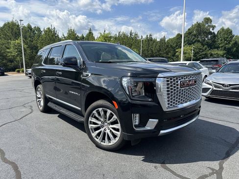 Used 2024 GMC Yukon Denali AWD/4WD image 4