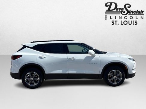 Used 2024 Chevrolet Blazer LT w/ Convenience Package FWD image 2
