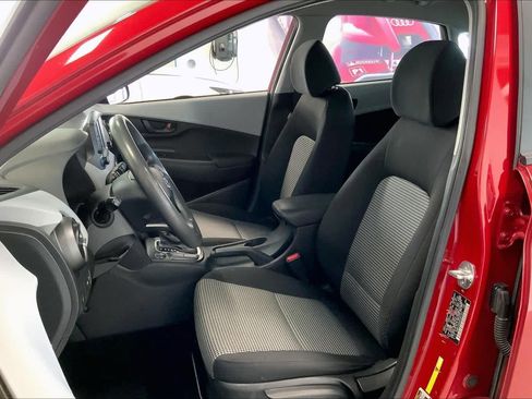 Used 2019 Hyundai Kona SE image 10