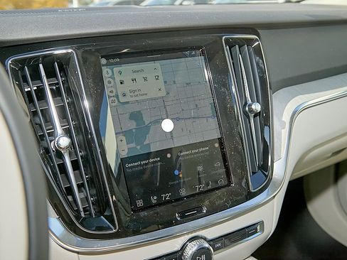 New 2026 Volvo V60 B5 Cross Country Plus w/ Climate Package image 14