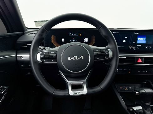 Used 2025 Kia K5 GT-Line w/ GT-Line Premium Package FWD image 36