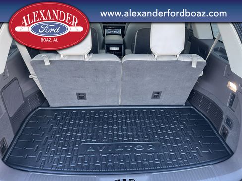 Used 2022 Lincoln Aviator Reserve w/ Equipment Group 201A image 19