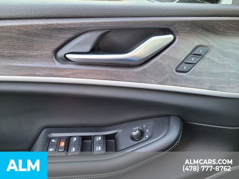 Used 2024 Jeep Grand Cherokee Limited 4xe image 28