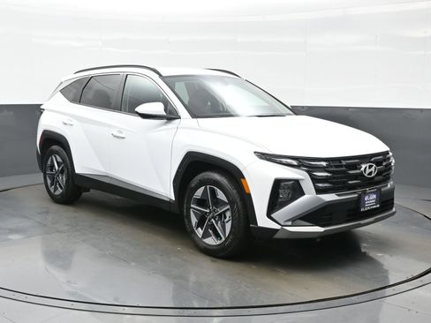 Certified 2026 Hyundai Tucson SEL FWD image 8