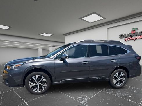 Certified 2022 Subaru Outback Touring XT AWD/4WD image 8