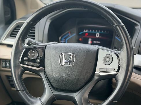 Used 2019 Honda Odyssey EX-L image 12
