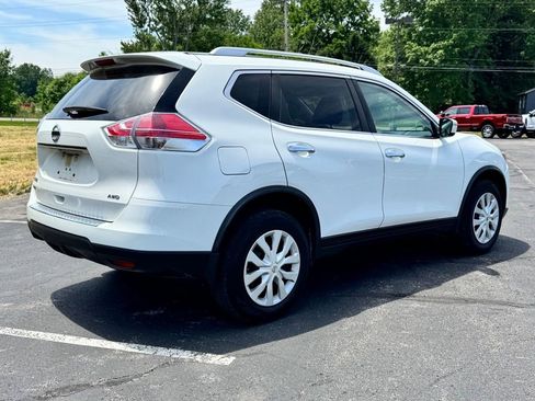 Used 2016 Nissan Rogue S w/ Appearance Package AWD/4WD image 7