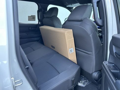 Used 2026 Toyota Tacoma SR5 image 12