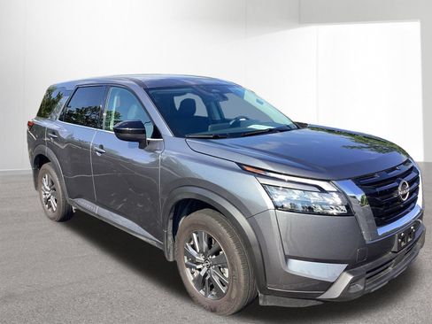 Used 2024 Nissan Pathfinder S AWD/4WD image 22
