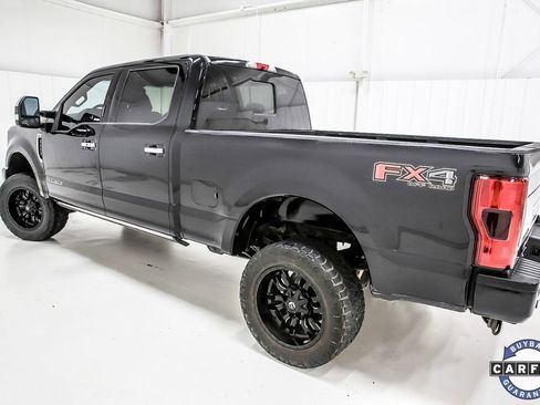 Used 2017 Ford F350 Platinum w/ Platinum Ultimate Package image 4