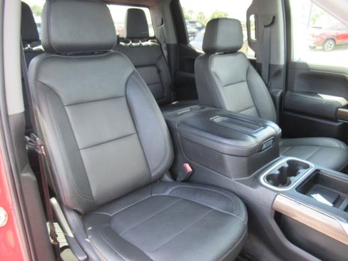 Used 2021 Chevrolet Silverado 1500 RST w/ Convenience Package II AWD/4WD image 11