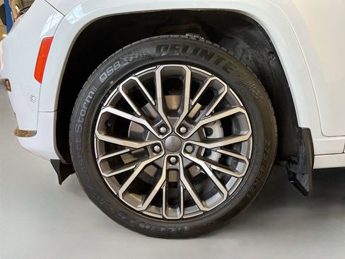 Used 2022 Jeep Grand Cherokee L Summit image 35