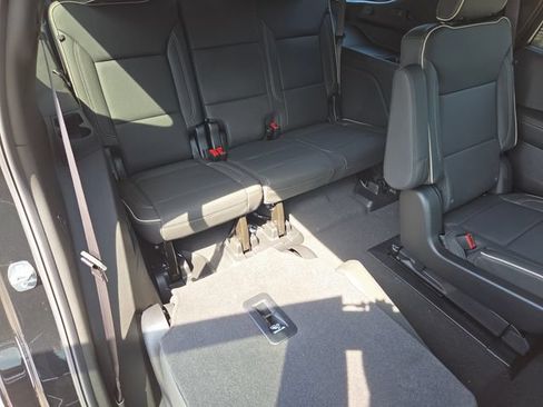 New 2026 GMC Yukon Elevation w/ Elevation Premium Package AWD/4WD image 30