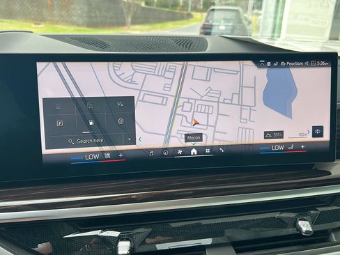 New 2026 BMW X5 xDrive40i w/ M Sport Package AWD/4WD image 24