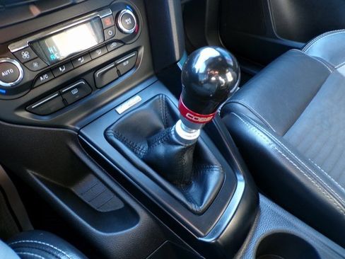 Used 2013 Ford Focus ST image 24