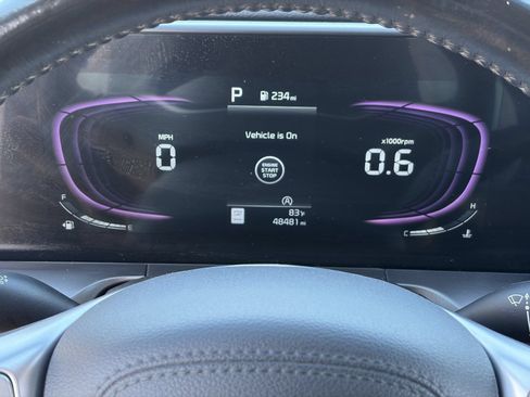 Used 2025 Kia Telluride S FWD image 33