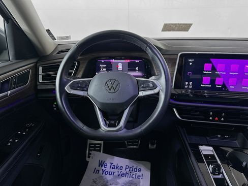 Used 2024 Volkswagen Atlas SEL Premium R-Line AWD/4WD image 23