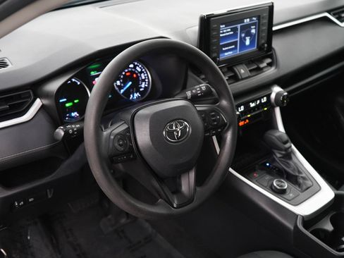Used 2019 Toyota RAV4 LE w/ Carpet Mat Package AWD/4WD image 20