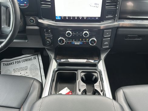Used 2024 Ford F250 Lariat AWD/4WD image 15