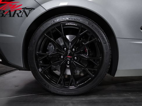 Used 2023 Chevrolet Corvette Stingray Preferred Cpe w/ Z51 Performance Package RWD image 18