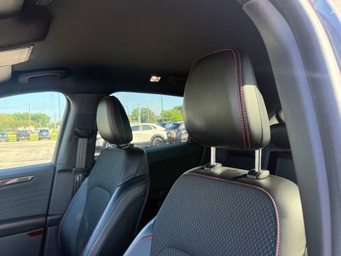 Used 2024 Ford Escape ST-Line w/ Tech Pack #1 FWD image 11