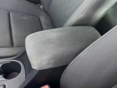 Used 2024 Toyota Corolla LE FWD image 18