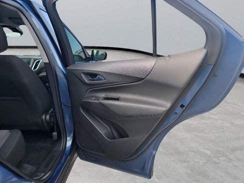 Used 2024 Chevrolet Equinox LT w/ LPO, Floor Liner Package FWD image 30