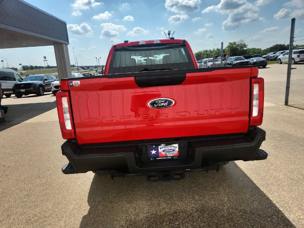Used 2026 Ford F250 XL w/ XL Off-Road Package AWD/4WD image 7