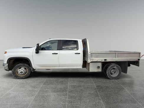 Used 2020 Chevrolet Silverado 3500 W/T w/ WT Convenience Package image 2