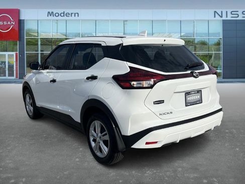 Certified 2024 Nissan Kicks S image 7