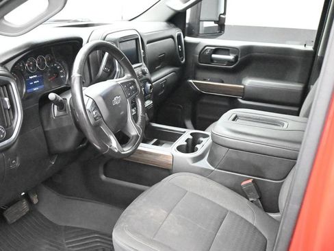 Used 2021 Chevrolet Silverado 1500 LT Trail Boss AWD/4WD image 14