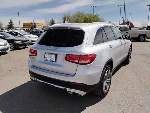 Used 2018 Mercedes-Benz GLC 300 4MATIC image 5