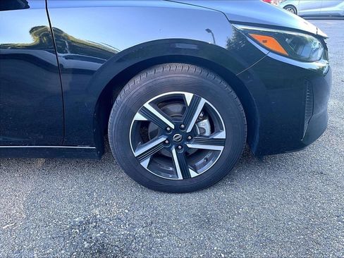 Used 2024 Nissan Sentra SV FWD image 7