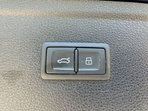 Used 2023 Audi Q5 2.0T Premium w/ Convenience Package AWD/4WD image 33