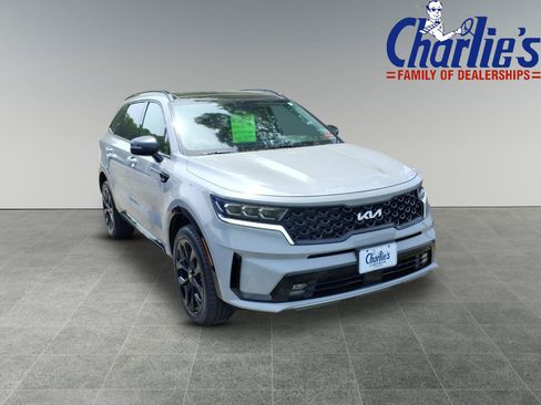 Used 2022 Kia Sorento SX AWD/4WD image 3